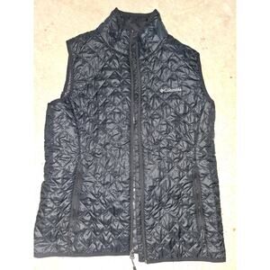 Womens Columbia Puffer Vest Size Large Black Zip-Up 4 Pocket Gently Used